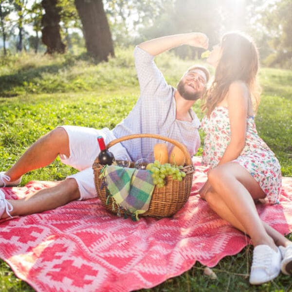 Hamburgs romantische Seiten — die besten Plätze für ein Picknick zu zweit