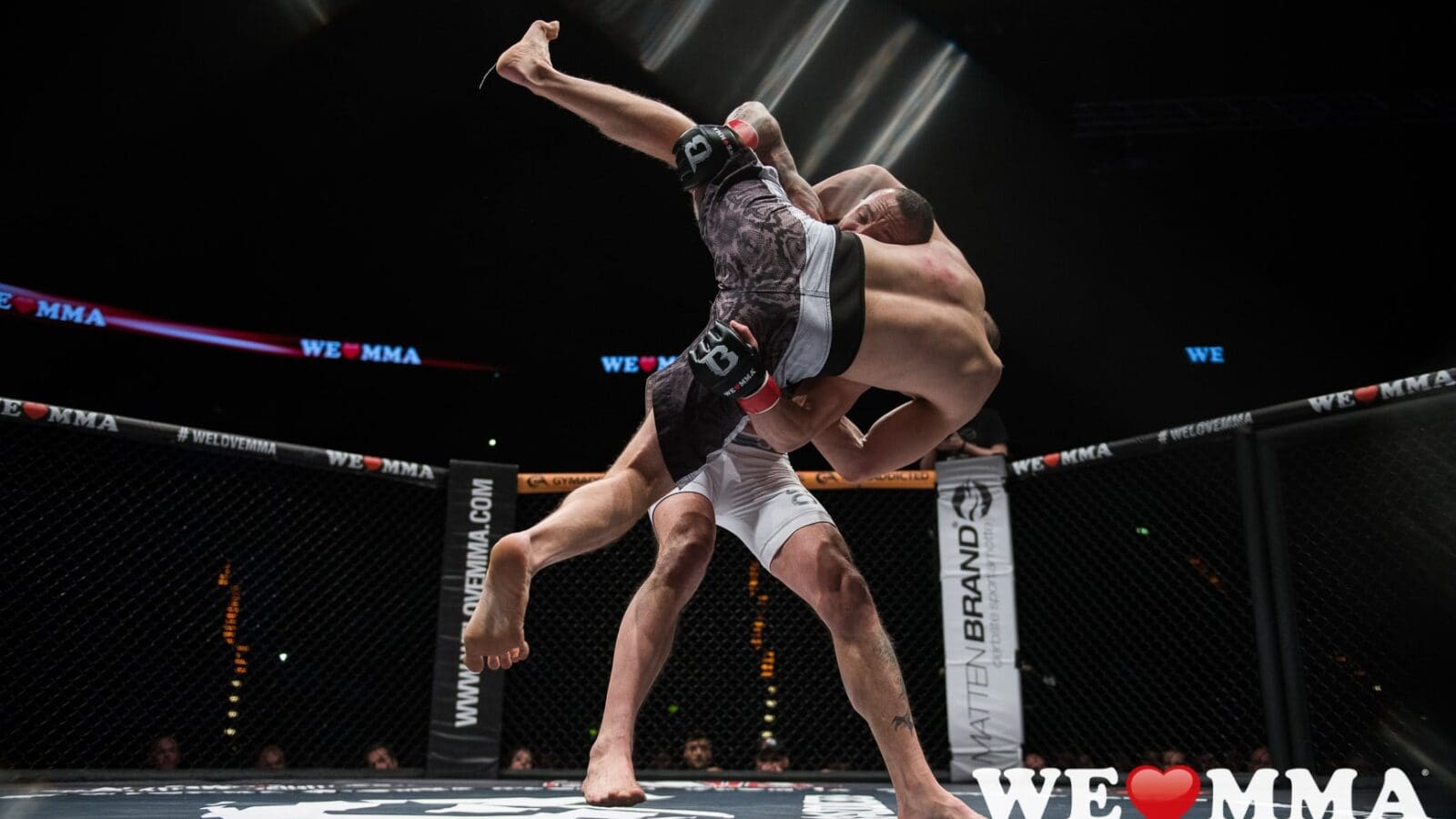 OXMOX präsentiert: We Love MMA – 24.11. – Barclaycard Arena