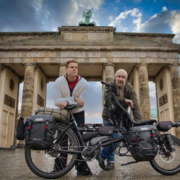 Sebastian Fietz und Sven Marx 2 @copyright by Handiclapped e.V 600x600 - OXMOX - Hamburgs Stadtmagazin
