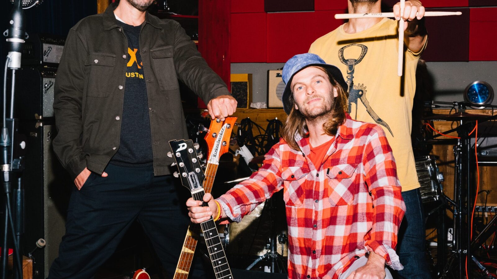 „Freunde bleiben ja Freunde, auch, wenn sie eine andere Meinung haben“ Interview mit Sportfreunde Stiller