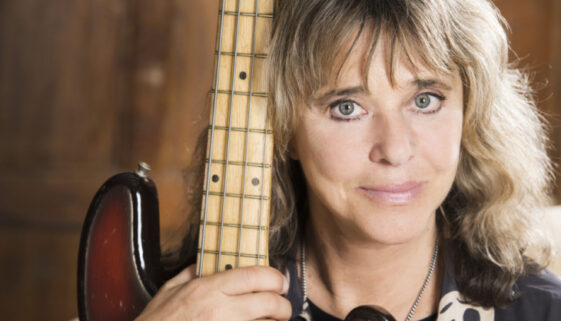 Suzi-Quatro-TinaK_6666-scaled_730x490_acf_cropped (1)
