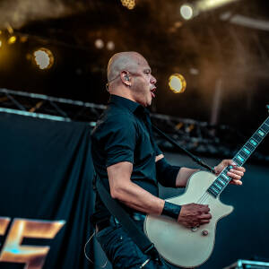 Danko Jones Elb26